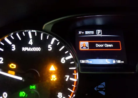 2019 Nissan Pathfinder S из США, поврежденный, VIN 5N1DR2MM1KC612611